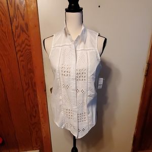 Ardene White Sleeveless Button Up Top Size Medium